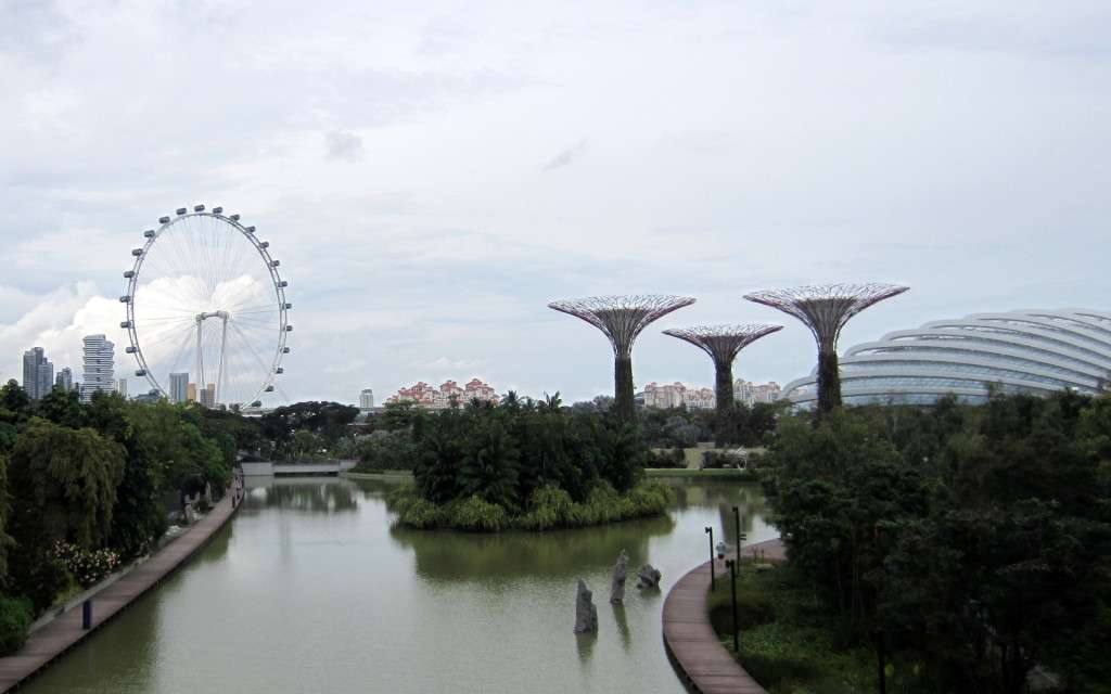 Singapore Flyer Gardens by the Bay Singapore