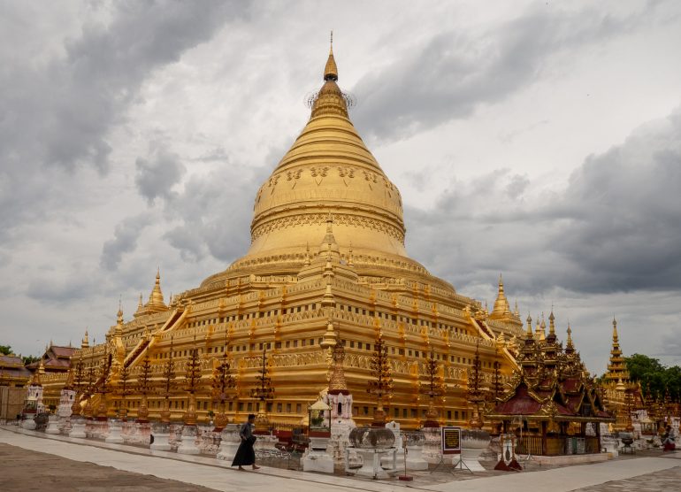 Shwezigon Bagan Myanmar Baganin tuhannet temppelit
