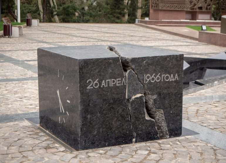 Tashkent maanjäristyksen muistomerkki