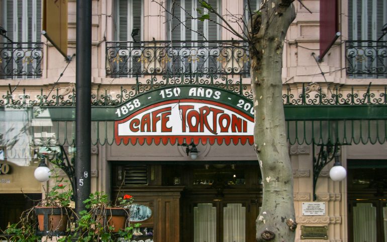 cafe tortoni buenos aires