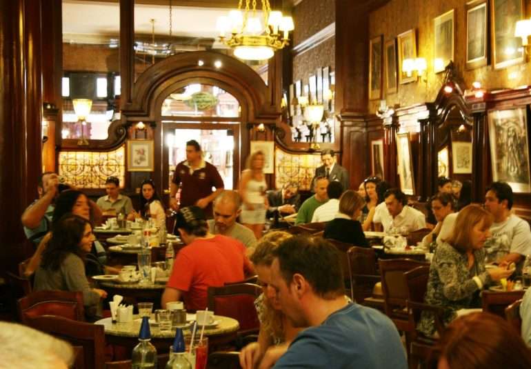 Cafe Tortoni Buenos Aires Maailman suurimmat kaupungit