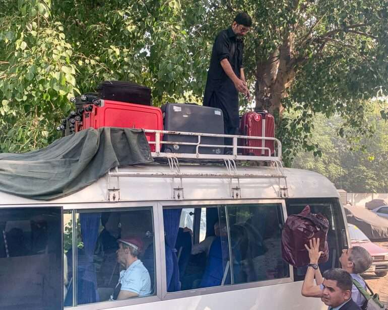 Pakistan pikkubussi Pakistanin matka hinta