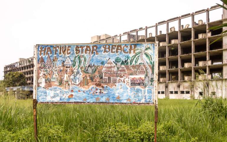 Hotel Africa Monrovia Liberia Liberian rannoilla feature