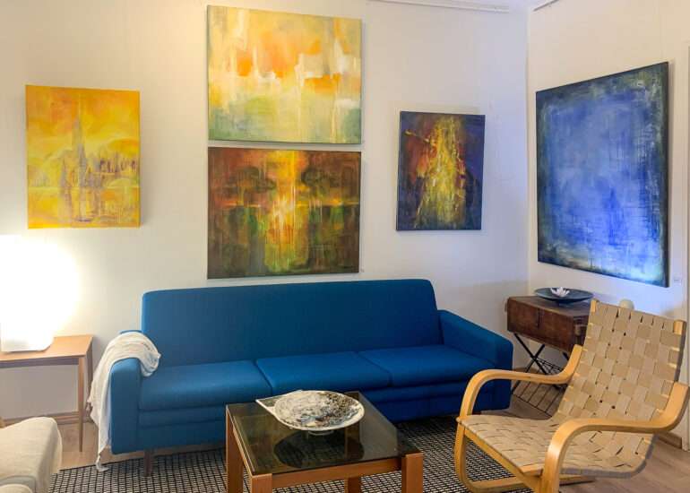 Ilona taidenäyttely terassitalo