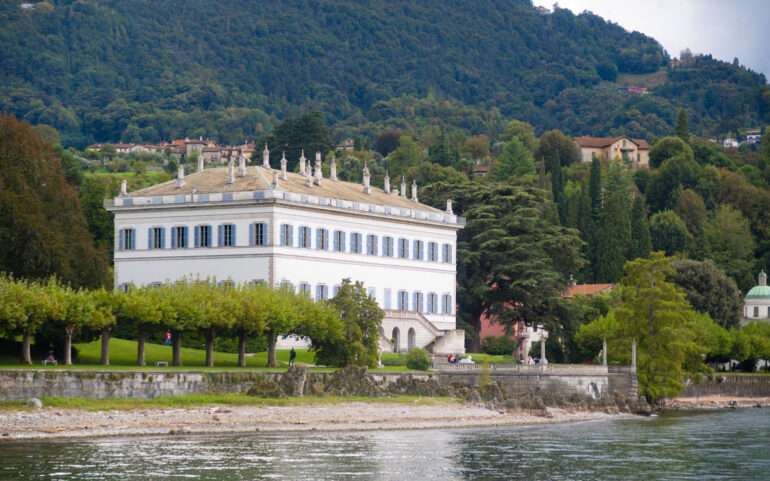 Villa Melzi 20 huvilaa Como-järvellä