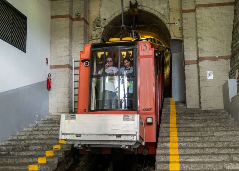 Funikulaari Como ja Bellagio