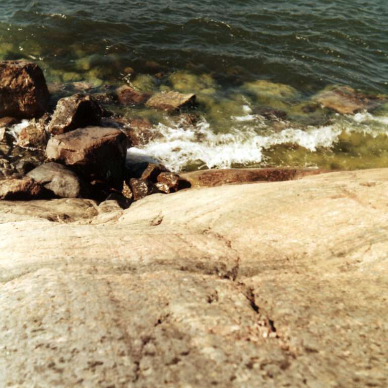 Eerola Parainen 1970-luku Kesäkirja elokuva