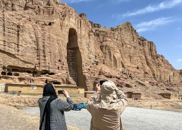 Bamiyanin laakson buddhapatsaat