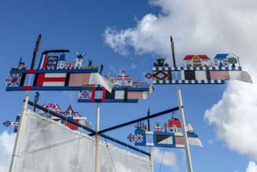 Baltiaa maata pitkin