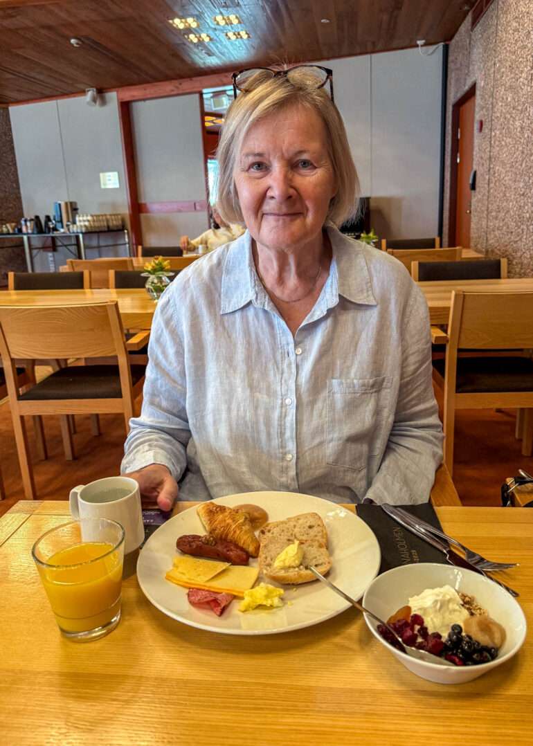 Hanaholmen aamiainen