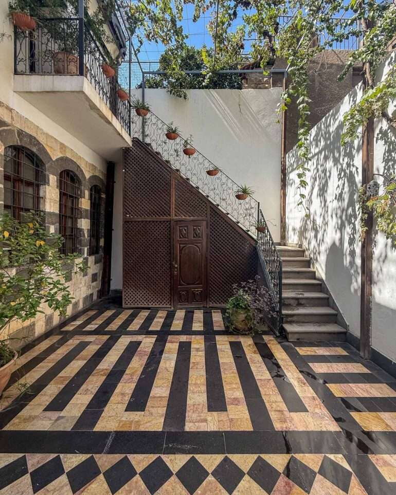 Damaskoksen vanhoja palatseja