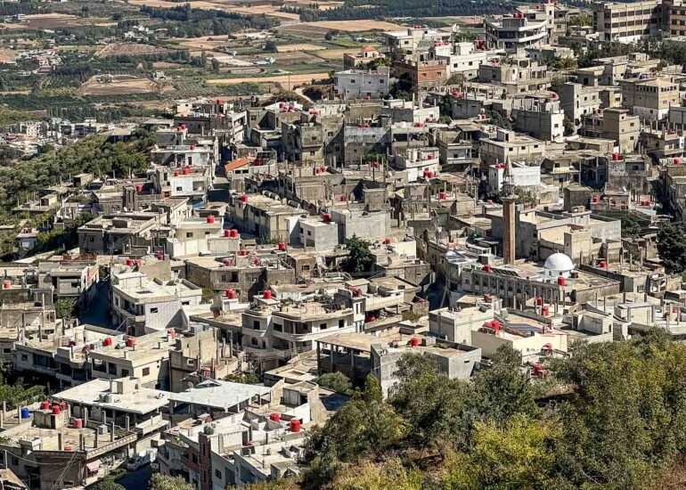 Kylä on herännyt taas eloon