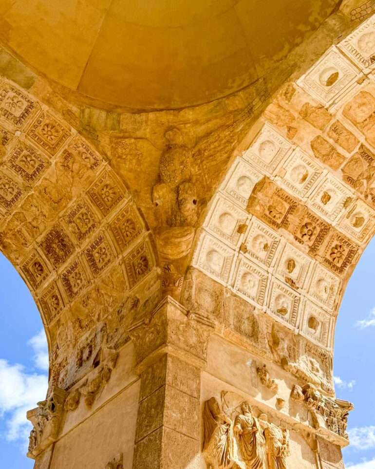 Leptis Magna riemukaari