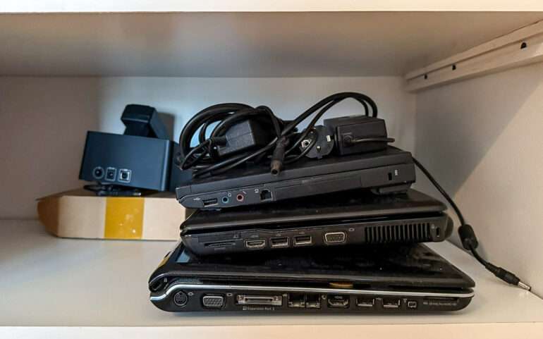 Vanhoja tietokoneita