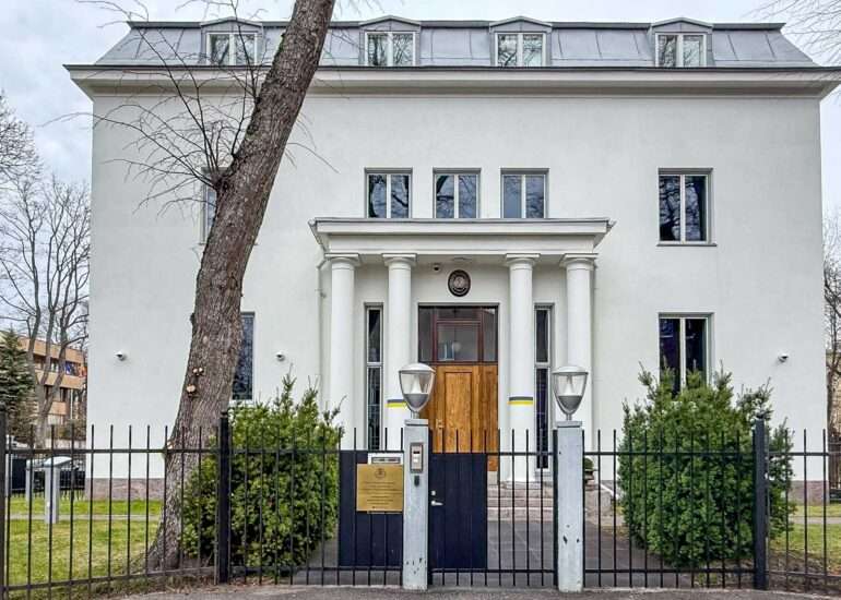 Viron lähetystö Kaivopuisto