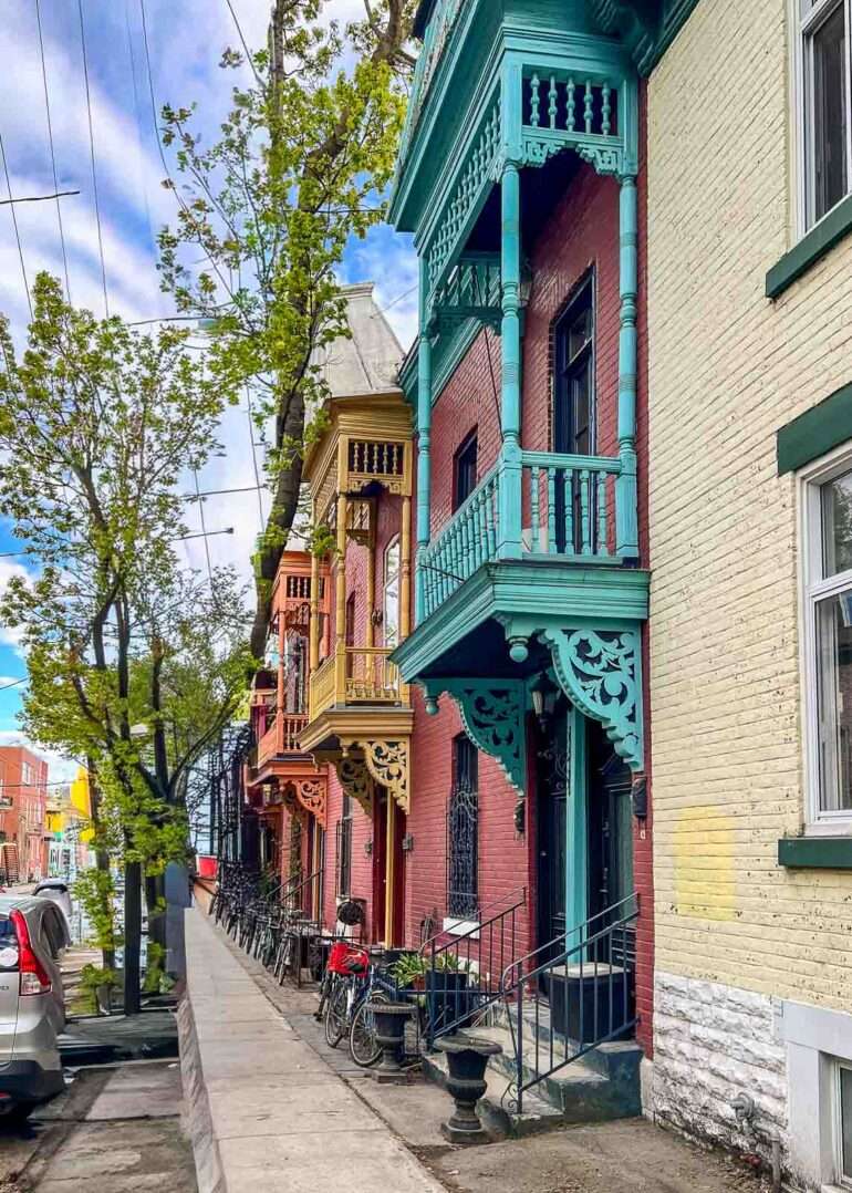 Square Saint-Louis Montreal